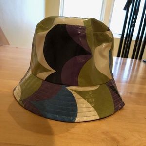 Multi colored Boden bucket hat